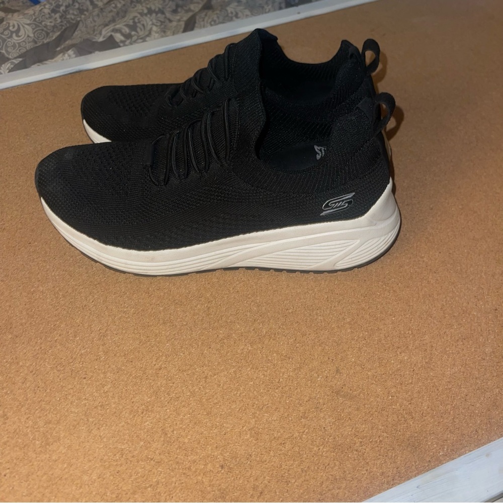 Skechers BOBS Sparrow 2.0 Allegiance Crew Slip-On Sneaker